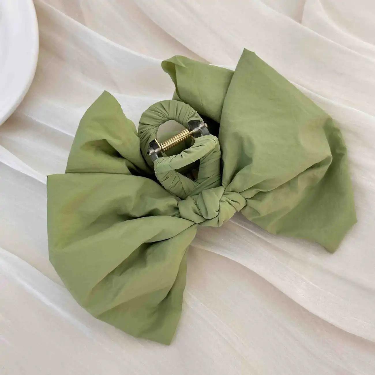 สีเขียว