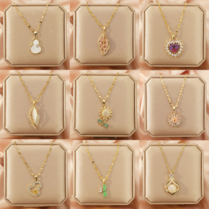 <span class=keywords><strong>Collier</strong></span> Pendentif Luxe Brillant en Chaîne d'Acier Inoxydable Or Zircon Cœur Papillon pour Femme, avec Perle Délicate Fleur Feuille - Product Image 2