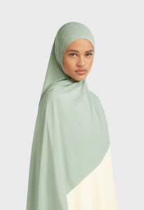Hijab Liquide en Jersey Merrachi Uni Extensible Doux de Qualité avec Coutures Soignées, <span class=keywords><strong>Foulard</strong></span> en Jersey Extensible pour Femmes Musulmanes - Product Image 2