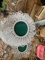 Miroir décoratif en rotin suspendu Designers' Choice pour table de maquillage Design floral élégant
