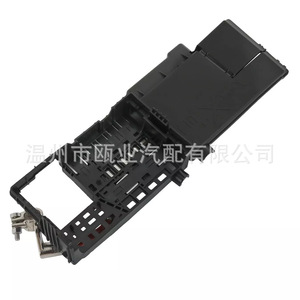 Caja de Relés Chevrolet Cadillac 84499606 13358924 25918134 para Modelos 2010-2019, Conector Automotriz de Plástico Negro - Product Image 3