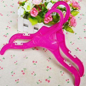 Colgador de plástico rosa para mascotas, organizador de ropa para perros, accesorio bonito con gancho rectangular - Product Image 3