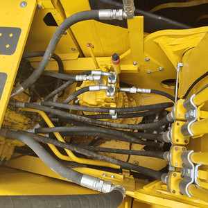 Excavadora Usada Komatsu PC240lc de 24 Toneladas, Motor Cummins, Bomba Hidráulica Kawasaki, Motor Original Japonés, 1200-2000 Horas, 90% Nueva - Product Image 6