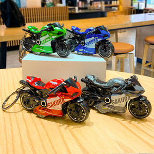 Llavero de coche Harley de motocicleta mini genial, marca YIXIN, de goma y aleación, forma 3D, estilo de dibujos animados, colgante creativo para mochila de pareja - Product Image 2