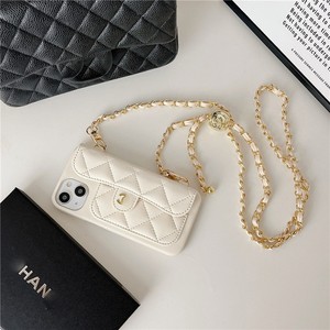 เคสโทรศัพท์แบบครึ่งฝาปิด Chic Caviar สำหรับรุ่น 15 Series วัสดุ PC คุณภาพพรีเมียม สายคล้องคอแบบโซ่ ป้องกันการกระแทก พร้อมช่องใส่บัตร - Product Image 3