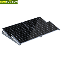 Structure de montage au sol triangulaire en aluminium, système de montage solaire résidentiel, rails pour installations de panneaux photovoltaïques sur toit plat