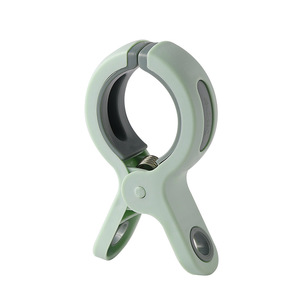 Large Plastic Windproof Clothespin 3-Pack Durable Round Shape Standing Type For Quilt Drying - Product Image 5