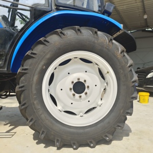 Nouveau et Holland tracteur économes en carburant: parfait pour les opérations de rizières et de champs secs dans le monde entier - Product Image 4