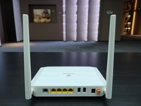 BRMC HG6145D1 XPON ONU 4GE+1TEL+2USB 2.4G 5G WIFI FTTH ONT Peralatan Serat Optik Bahasa Inggris ONU Dual Band WIFI Gpon ONT HG6145D1