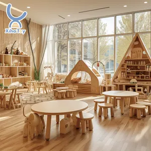 Ensemble de centre de garde d'enfants en plastique pour enfants utilisé enfant bois école Montessori pépinière préscolaire garderie fournitures meubles de maternelle