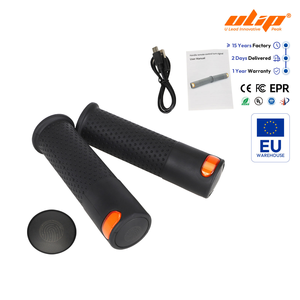 Couvre-guidon Ulip gris foncé avec éclairage par capteur d'empreintes digitales, fente pour carte, clignotant et lumière d'avertissement pour trottinette électrique - Product Image 1