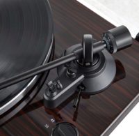 Tocadiscos de Alta Fidelidad con Cartucho AT3600L, Preamplificador Integrado, Contrapeso Ajustable, Base de Madera MDF de Alta Masa