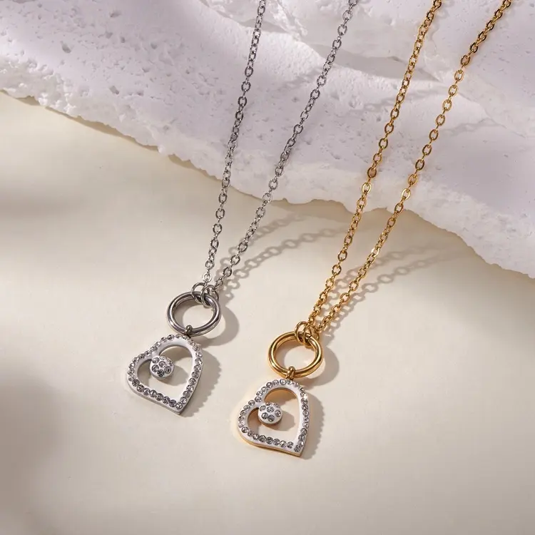 Kalung baja tahan karat berlapis emas 18k mode kristal zirkonia kubik cinta perhiasan bentuk hati