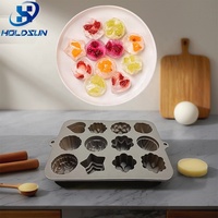 Moule en silicone personnalisé résistant à la chaleur, flexible, de qualité alimentaire, à 12 cavités, en forme de diverses fleurs, pour gelée, pudding, savon, avec trou de suspension