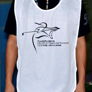 Gilet de golf personnalisé FCV-008 à prix d'usine, gilet de tournoi en maille de haute qualité avec nom et logo personnalisés - Product Image 4
