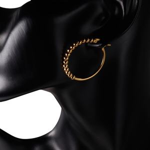 Pendientes Grandes de Acero Inoxidable, Chapados en Oro de 18K, Ligeros, Hipoalergénicos, para Mujer, Tendencia 2023, Estilo Minimalista - Product Image 3