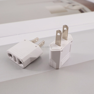 Adaptadores de viaje de 2 pines de Europa a EE. UU. Enchufes de alimentación portátiles Mini convertidores de viaje - Product Image 1