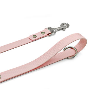 Correa para Perros de PVC Sólido Clásico de Lujo, Resistente al Agua, Duradera y Cómoda, con Cintas, Fabricada por Productores de Artículos para Mascotas - Product Image 4