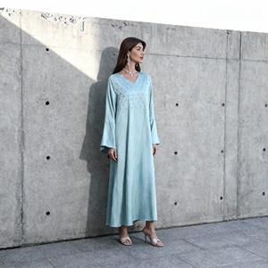 Hot-fix Rhinestones Luxury Polyester Abaya for Muslim Women Custom OEM Wholesale - Product Image 1