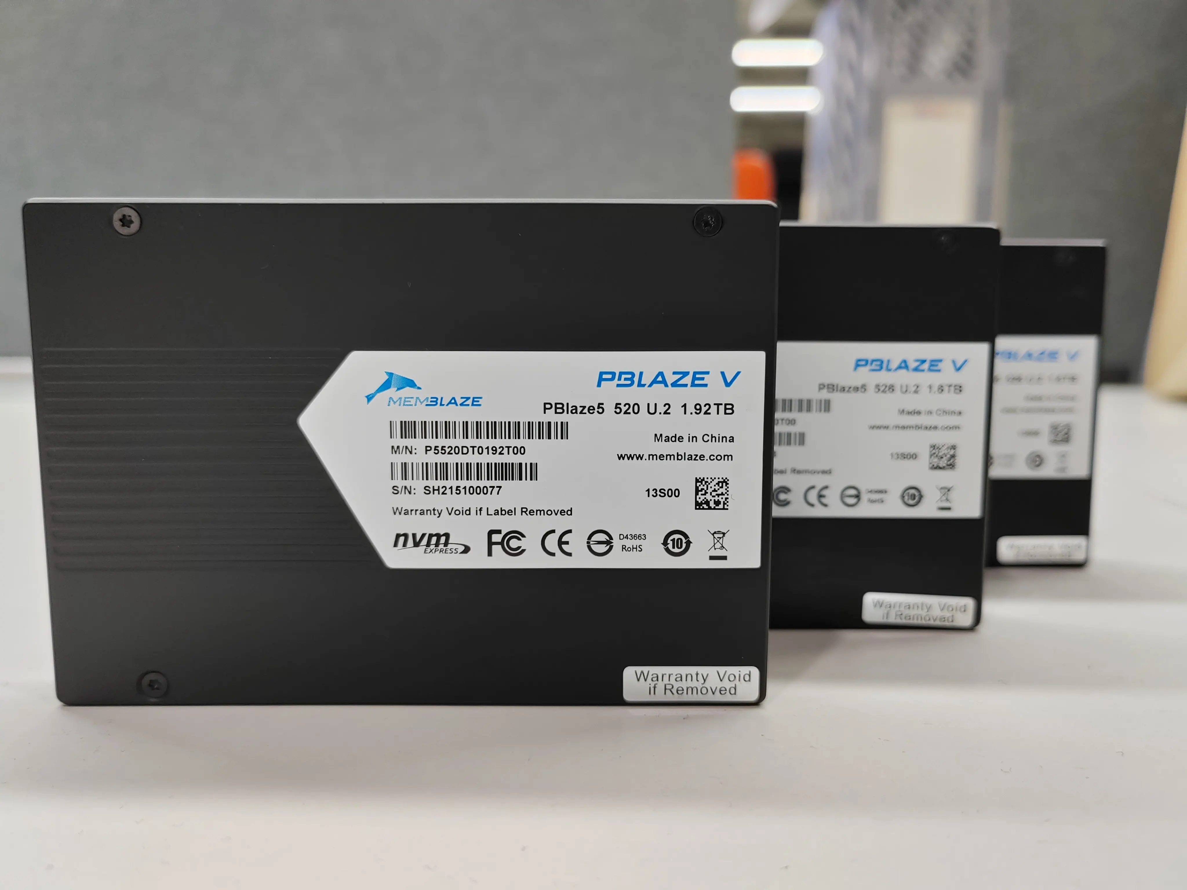 PBlaze5 526 3.0แบบกำหนดเอง SSD PCIe U.2 1.6T 2T SSD PBlaze5 526 SSD