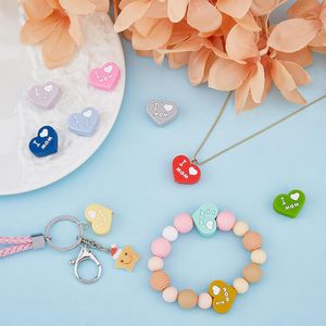 <span class=keywords><strong>Perles</strong></span> en silicone de qualité alimentaire en vrac pour sucettes de bébé, <span class=keywords><strong>perles</strong></span> de dentition double face avec <span class=keywords><strong>lettres</strong></span> DAD MOM, multicolores, pour la vente en gros - Product Image 6