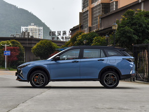 2025 <span class=keywords><strong>voiture</strong></span> SUV à essence de luxe 5 places Dongfeng Aeolus GS Mach <span class=keywords><strong>voiture</strong></span> SUV avec toit ouvrant panoramique et vitesse automatique - Product Image 4