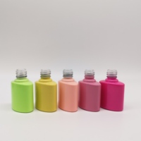 Bouteille de vernis à ongles en gel de style unique de bonne qualité avec logo personnalisé 10/12/15 ml avec bouchon à vis