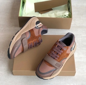 Chaussures de sport tendance de haute qualité, chaussures de course On Cloud conçues par un designer, chaussures luxueuses pour les sports de plein air - Product Image 4