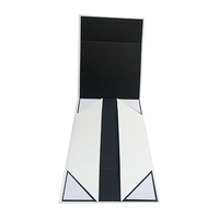 Boîte à chaussures magnétique haut de gamme personnalisée en gros avec laminage mat, gaufrage, en carton recyclé écologique, design carré uni