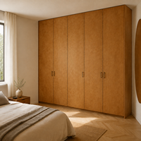Armoire de chambre intégrée sur mesure, style moderne vintage, système de rangement pleine hauteur en placage de bois naturel