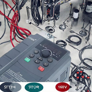 Inversor de Frecuencia Variable (VFD) Solar de 4kW-5.5kW para Bomba, Monofásico 220V, Control FVC, IP20, Uso Industrial para Sistemas de Motor - Product Image 3