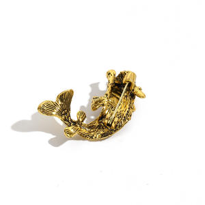 ドラゴンゲートを飛び越える古代金魚ブローチフォーチュンフィッシュ古代シルバーヴィンテージメタルピン衣類アクセサリーブローチ - Product Image 5