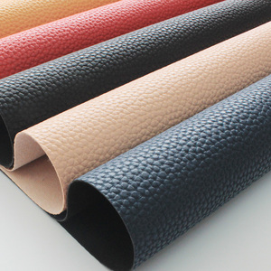 Rouleau de <span class=keywords><strong>cuir</strong></span> PVC 0,8 mm, tissu <span class=keywords><strong>simili</strong></span> <span class=keywords><strong>cuir</strong></span> pour sacs, portefeuilles, sacs à main, fournisseur de <span class=keywords><strong>cuir</strong></span> synthétique - Product Image 1