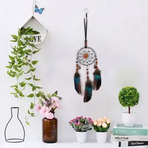 Wholesale Dream Catcher Feather Decorations Handmade Traditional Wind Chimes Hanging Dreamcatcher for wall decoration