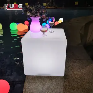 PE plastic cube stool 16 colors changing Led light cube Led cube chair Swimming pool side coffee table