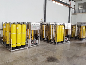 Sistema de Ósmosis Inversa Industrial de 2000 LPH con Pretratamiento de 2 Etapas - Product Image 4