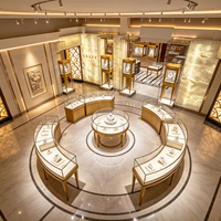Solution clé en main pour l'aménagement intérieur d'un magasin de bijoux de luxe, conception personnalisée de boutique de détail avec des vitrines de présentation de bijoux en métal doré