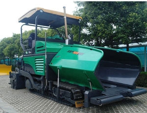 New Professional SSP90C-8 <b>Road</b> Construction <b>Machine</b> With 9.5m Paving Width 50cm Pavement Layer Thickness - Product Image 2