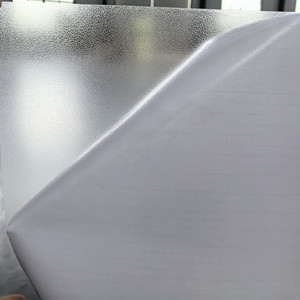 Производитель глянцевая/матовая пленка для холодного ламинирования для фото Прозрачная ПВХ рулонная Холодная Пленка для ламинирования фото Верхняя поверхность - Product Image 1