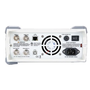 Generadores de Señales de Onda Arbitraria UNI-T UTG2122B de 120MHz y 2 Canales con Señales Puras y Alta Frecuencia de Muestreo de 1.28GSa/s - Product Image 3