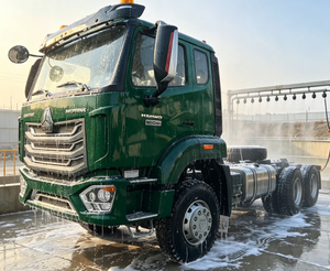 Camion tracteur HOWO NX 6X4 à configuration de sécurité élevée, cabine couchette amortissante pour les flottes de transport logistique - Product Image 6