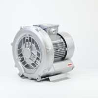 Petit souffleur d'air 0.5hp 3 phases anneau vortex souffleur 130mbar -120mbar 80m3/h pompe à vide pour l'aquaculture petit étang à poissons souffleur