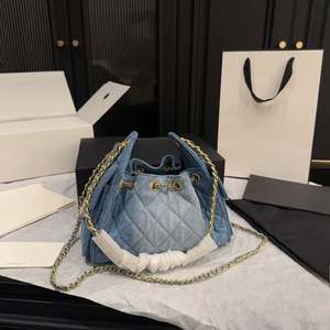 กระเป๋าถือผู้หญิงหนังแท้คุณภาพสูงระดับไฮเอนด์ กันน้ำ ความจุเยอะ สายโซ่ สไตล์วินเทจ - Product Image 3