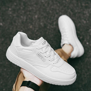 Zapatos de moda para caminar, cómodos zapatos blancos de fabricación, zapatos de monopatín informales OEM, talla 47, zapatillas blancas para hombre