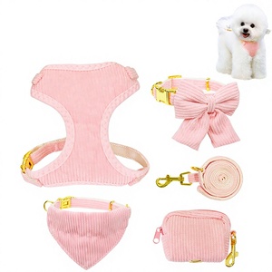 Ensemble Harnais pour Chien en Velours Côtelé avec Bandana, Collier à Nœud, Pochette pour Sacs à Déjections, Gilet de Promenade Réglable pour Animaux, Kit Harnais-Laisse-Collier pour Chien - Product Image 1