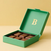 Vente en gros de boîte de chocolat fraise couverte avec couvercle transparent rose fenêtre pour truffe barre de bonbons présentoir