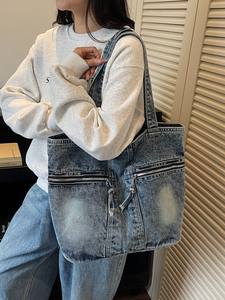 กระเป๋าโท้ทผ้าเดนิมสไตล์วินเทจลำลองแบบใหม่ ล้างสีแล้ว มีหลายช่องใส่ของ เหมาะสำหรับคุณแม่ ใช้สะพายไหล่เดียวสำหรับผู้หญิง - Product Image 3