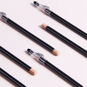 Venta al por mayor negro impermeable maquillaje Pro corrector lápiz con sacapuntas protector solar natural y función de blanqueamiento para el cuidado de la piel de la cara - Product Image 3