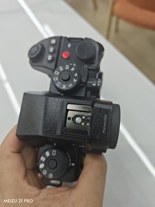 Professional 8K Camera Panasonics Lumixs DC-S1RM2 44.3MP Full Frame <b>Used</b> Digital Camera - Product Image 4