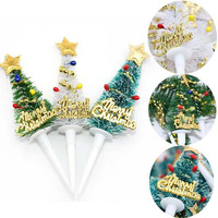 Décorations et accessoires de fête à insérer pour scènes de pâtisserie de gâteaux en forme d'arbre de Noël et de racines, en 3D